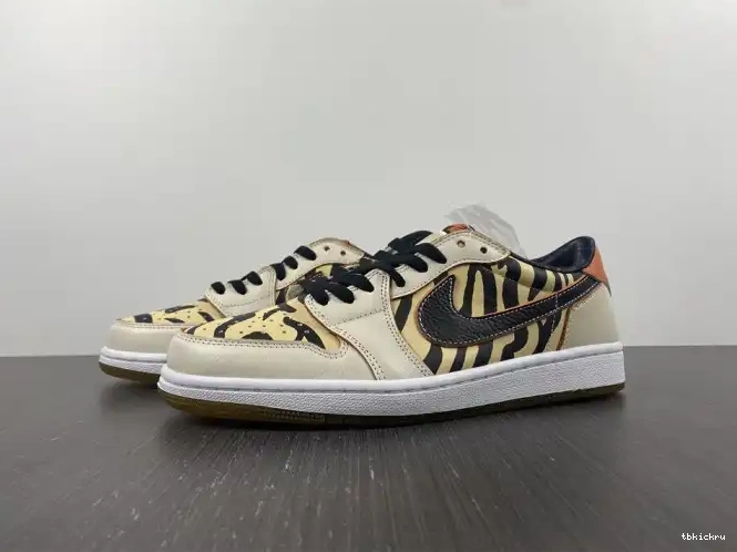 TBkick DH6932-100 Jordan Low 1 Tiger of OG Year Air the 0525